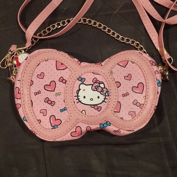 Hello Kitty Sanrio Bow Crossbody Bag - Picture 3 of 5